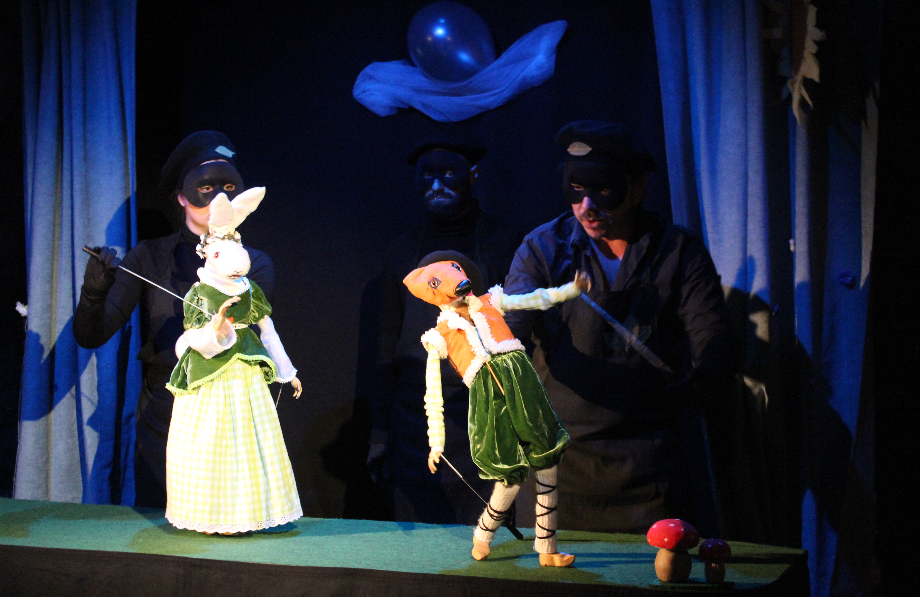 Marionnette durant le spectacle Bastien Bastienne